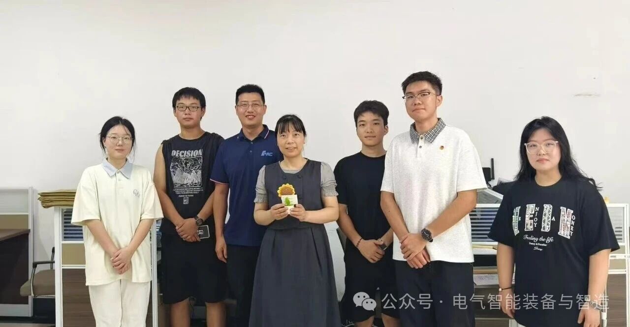 微信图片_20251120073209.jpg 微信图片_20251120073209.jpg